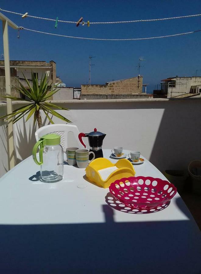 Casa Vacanza Isola Sul Mare Castellammare del Golfo Exterior foto